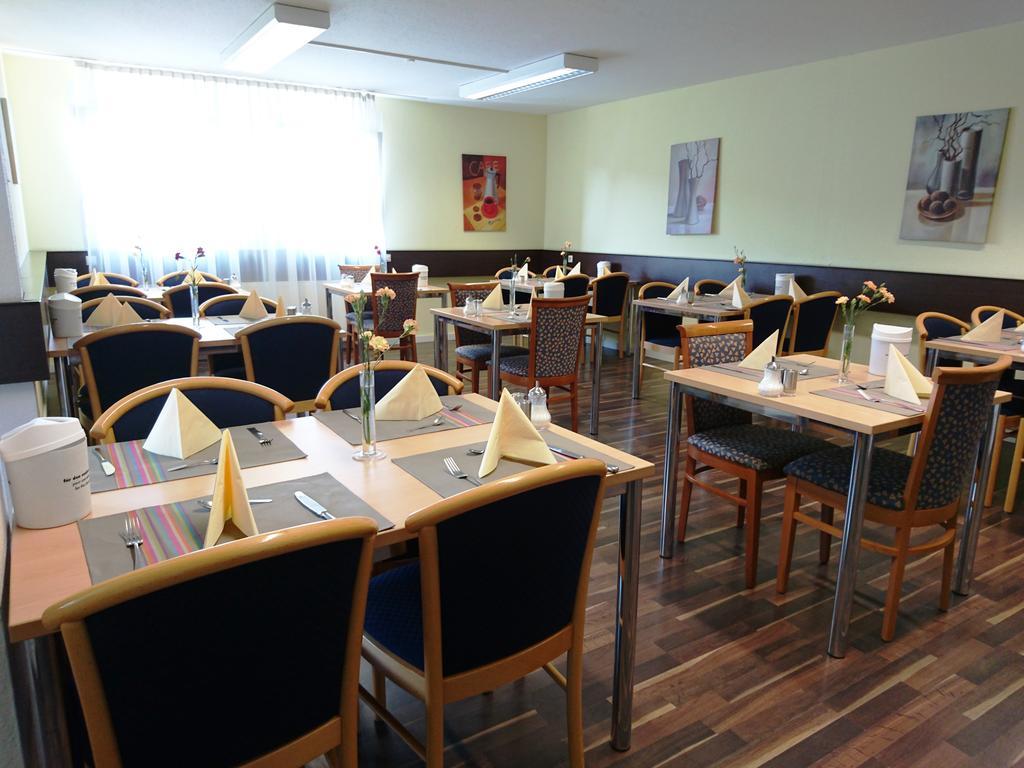 Central Hotel Winnenden Εξωτερικό φωτογραφία