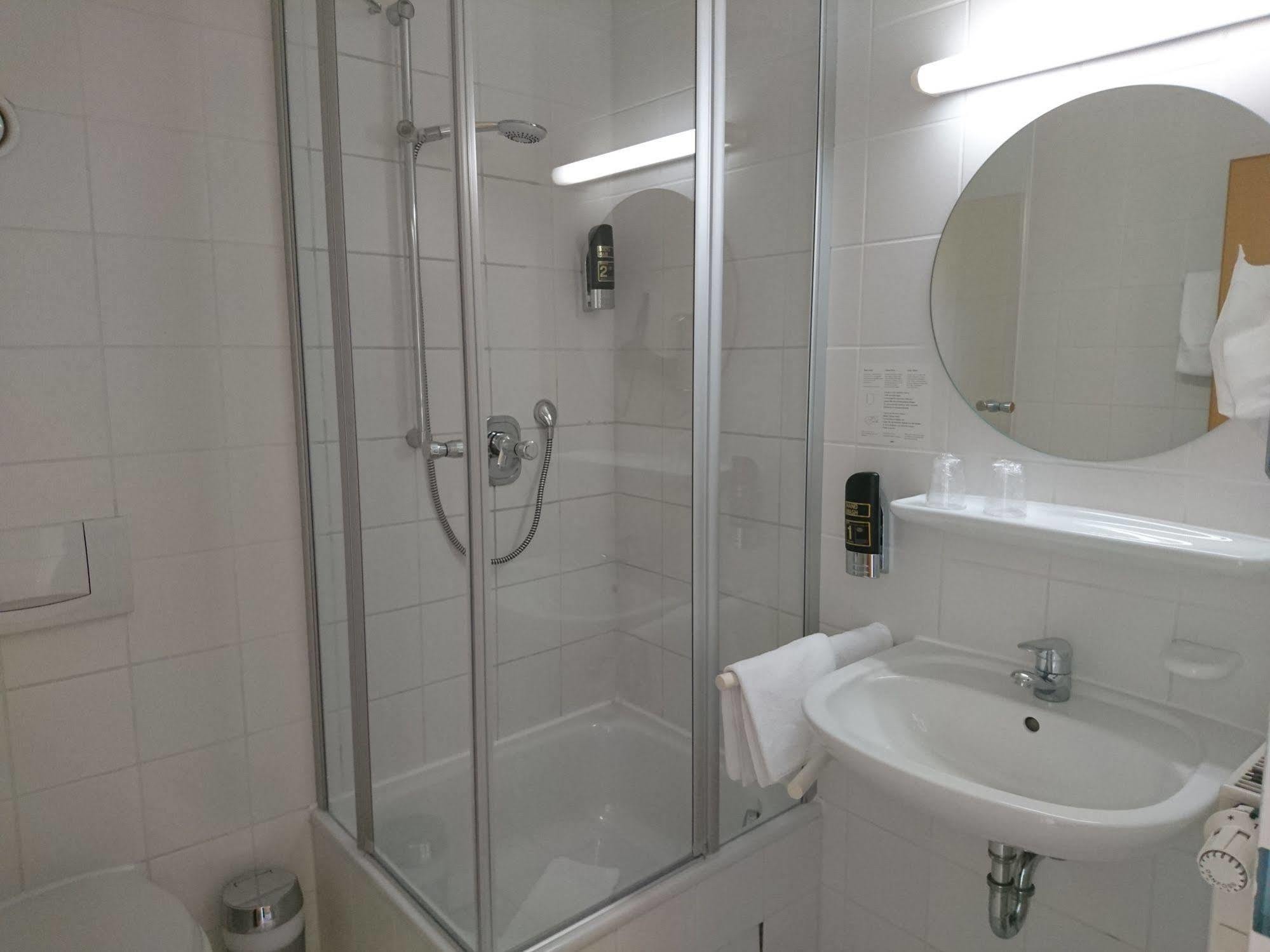 Central Hotel Winnenden Εξωτερικό φωτογραφία